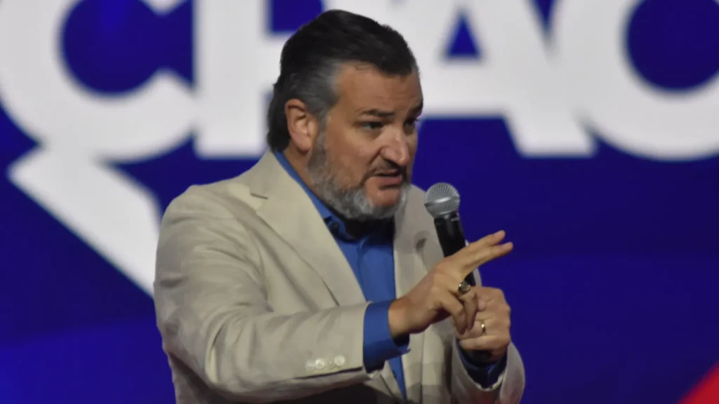 ted cruz delivers remarks at the conservative political action conference