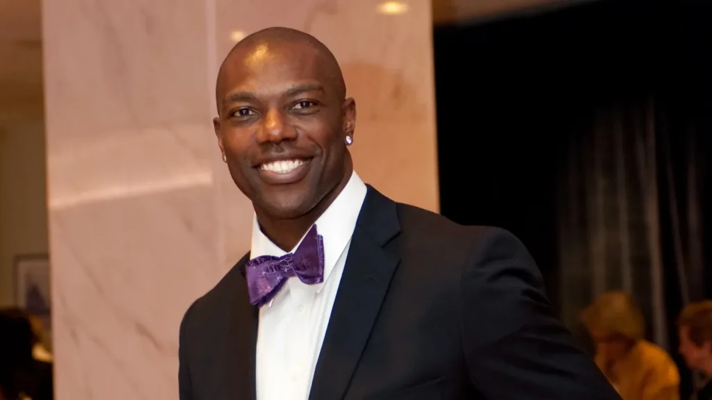 Former NFL wide receiver Terrell Owens attending a formal event