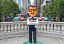 What made Mike Ditka stand out long before his Super Bowl success? 7-foot-tall bobblehead statue of former Chicago Bears player and coach Mike Ditka
