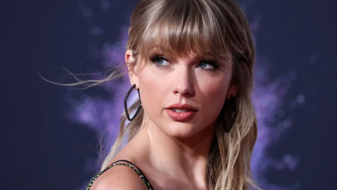 Taylor Swift at an event.
